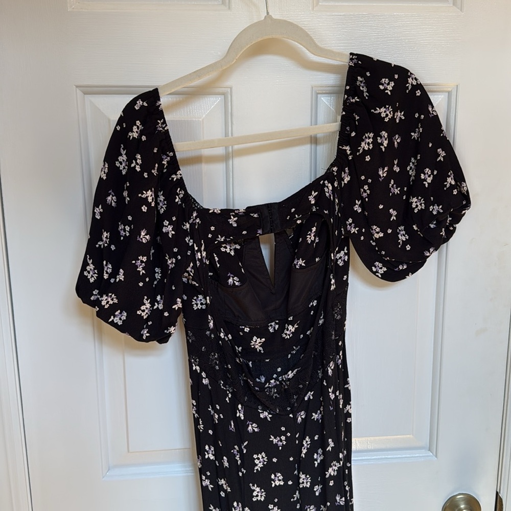 Forever 21 Black Floral Maxi Dress - Picture 8 of 14